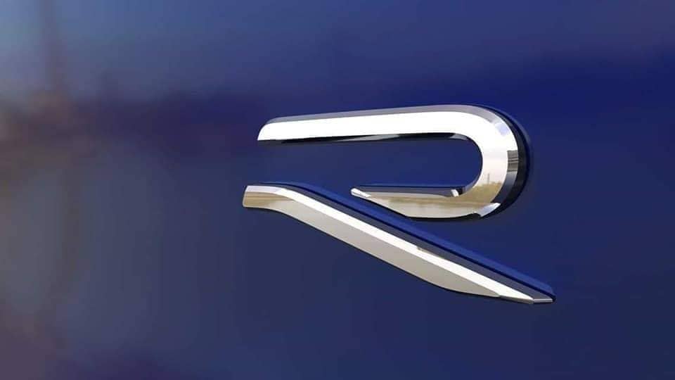 Volkswagen vendos ta ndryshojë logon e R Line