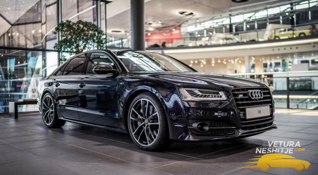 Audi Exclusive S8 Plus me ngjyrë të zezë metalike karbon (Foto)