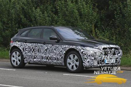 Rrjedhin fotot e Jaguar F-Pace SUV