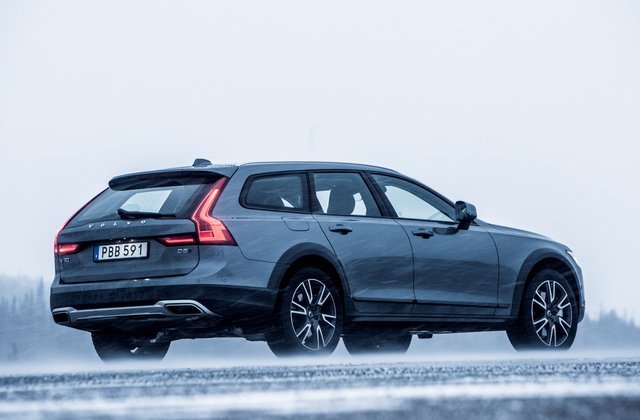 Volvo V90