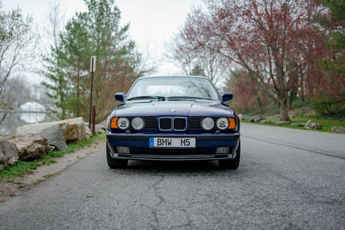 BMW M5 i vitit 1991 nuk u shit për as 50,000 dollarë