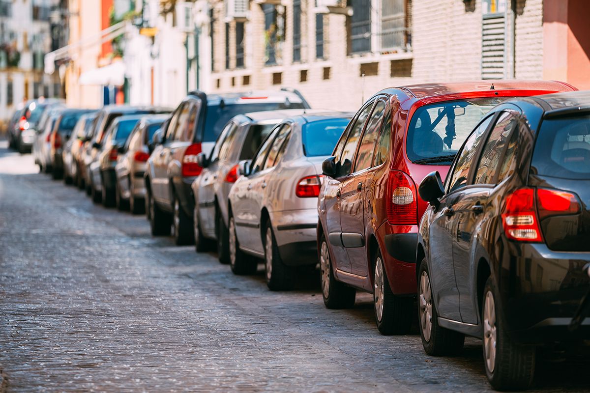 Përgjysmohet numri i automjeteve të regjistruara gjatë muajit Mars në BE