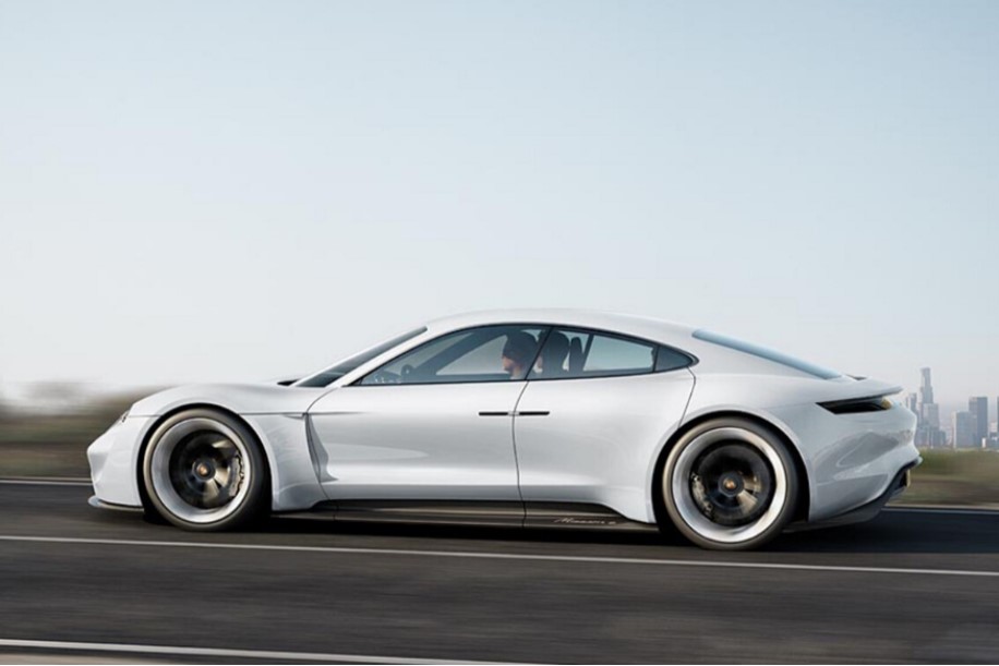 Porche-Taycan