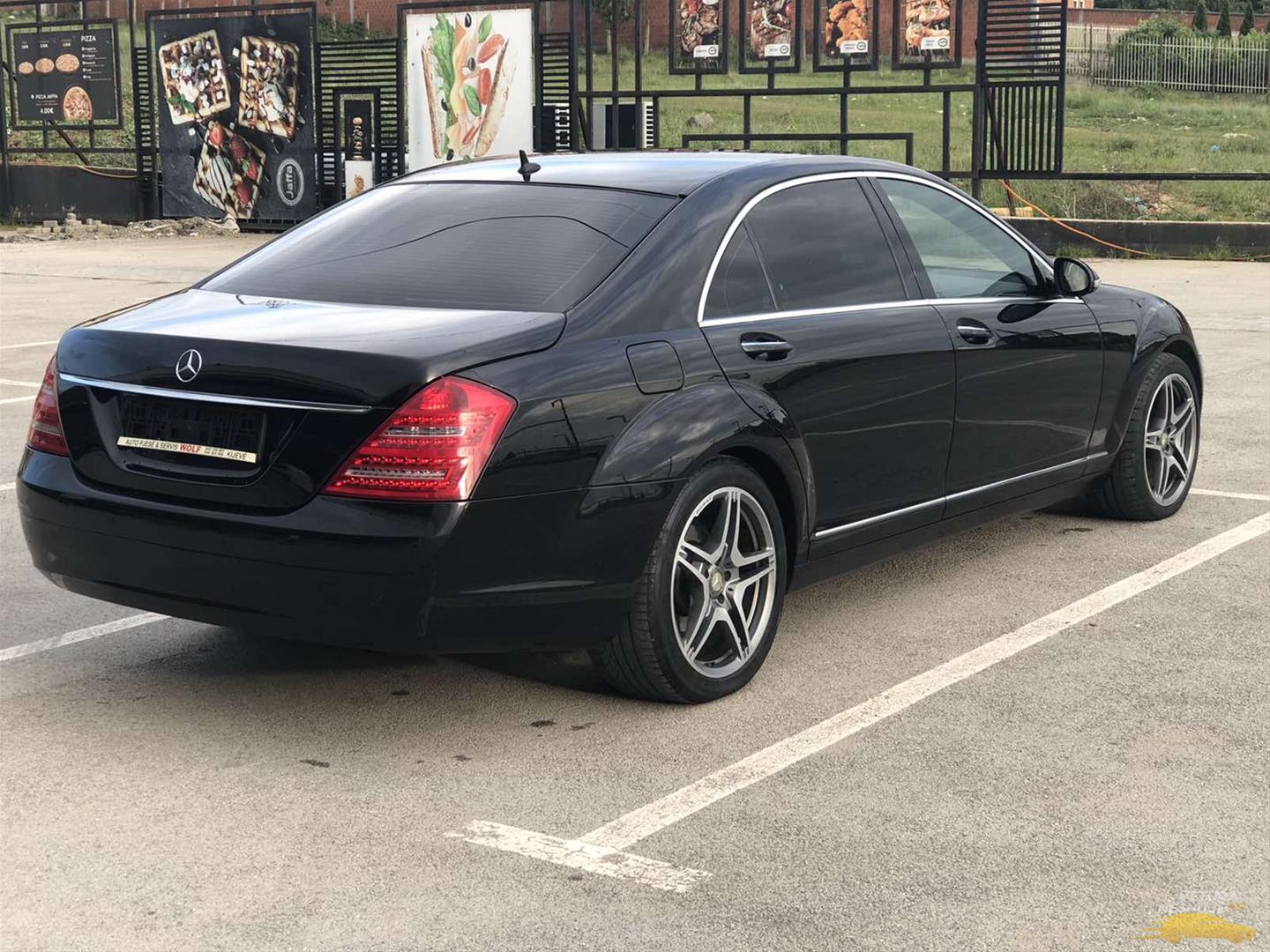 Vetura në shitje MercedesBenz S 320