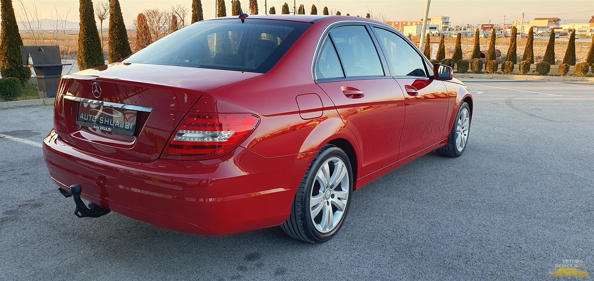 Vetura në shitje MercedesBenz C 180