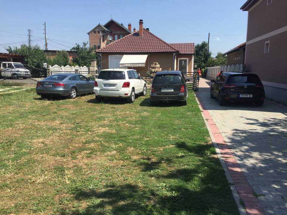 vetura ne shitje