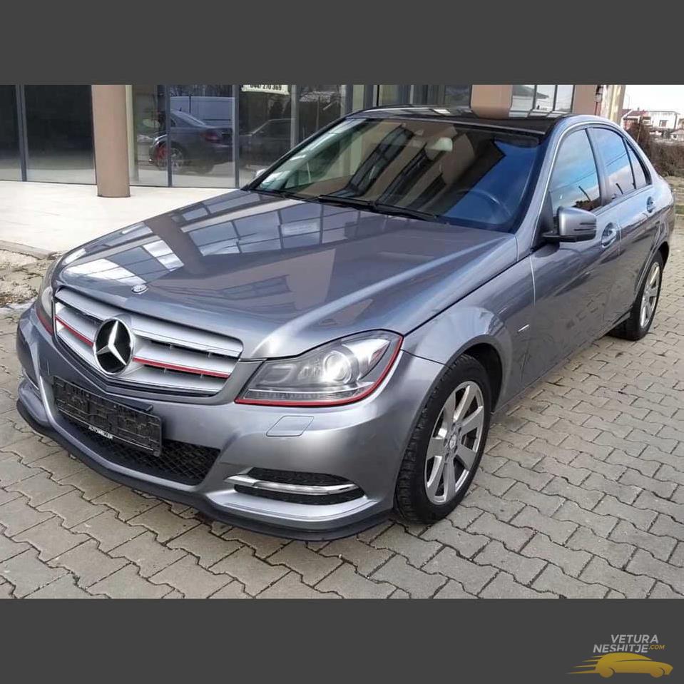 Vetura në shitje MercedesBenz C 220