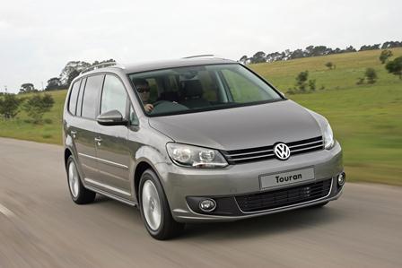 Touran 2011-2012 Cili motorr eshte me i mire, 1600 apo 2000 cc?