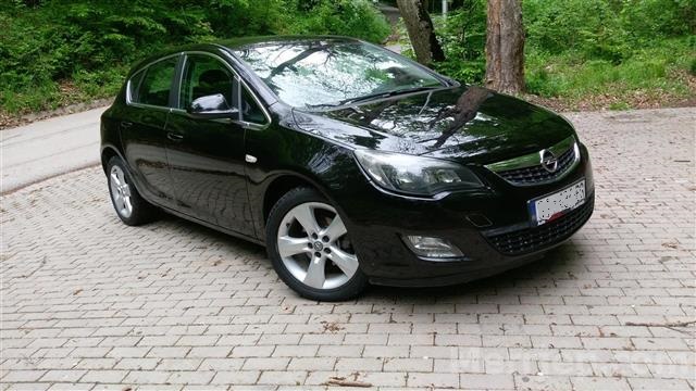 Opel Astra 2010 1.6 petrol
